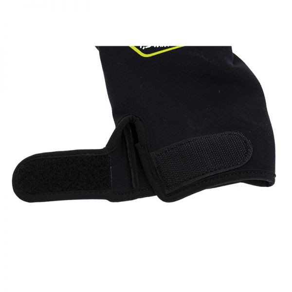  Marlin Amara 1,5     ,        .