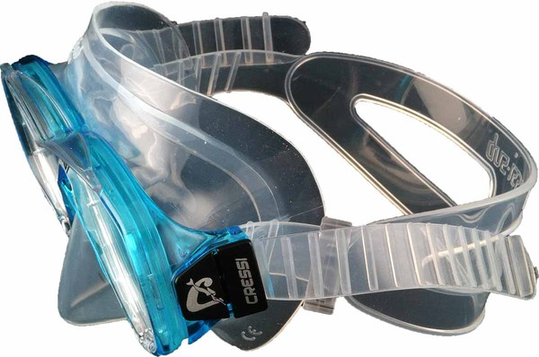 ����� PERLA ���������� ������� ����� � ������������ Cressi ��� ��������� �����, ������ � ��������� �������� �������.��