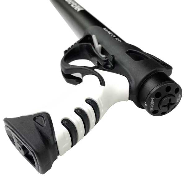   Scorpena MAKO-z, 8 . 750   ,     .