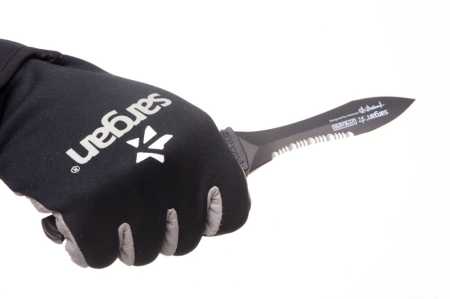  Sargan  1,5   ,     .