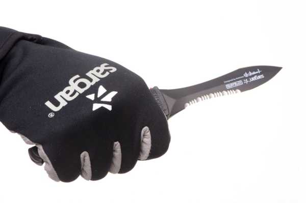  Sargan  1,5   ,     .