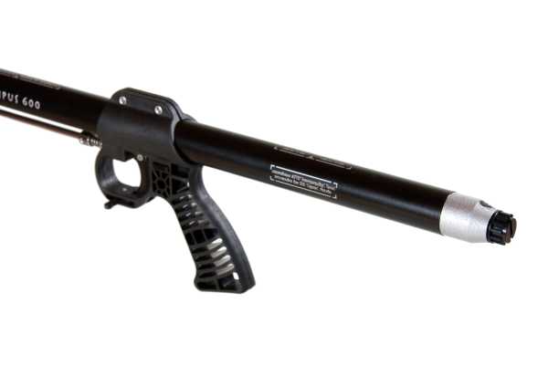      sargan  (60 )   ,     .