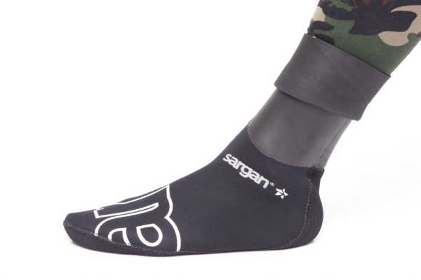  Sargan   7    ,     .