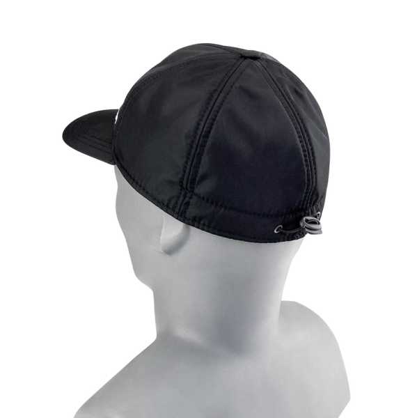  Scorpena ,  L   ,     .