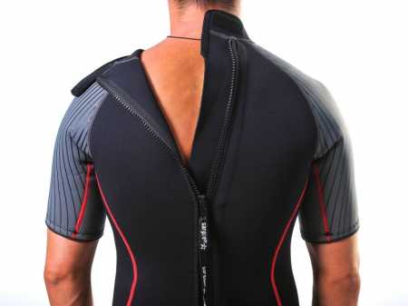  C Nero shorty men 3   ,     .