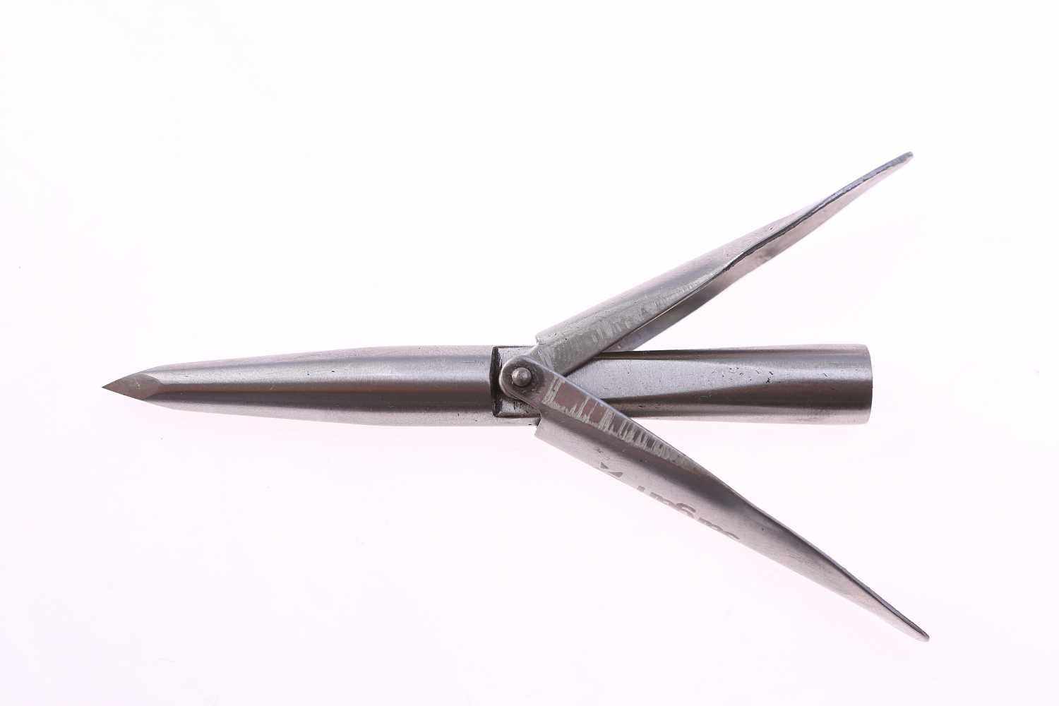 ���������� ������ �������� 3 ����� � ����� ��������.