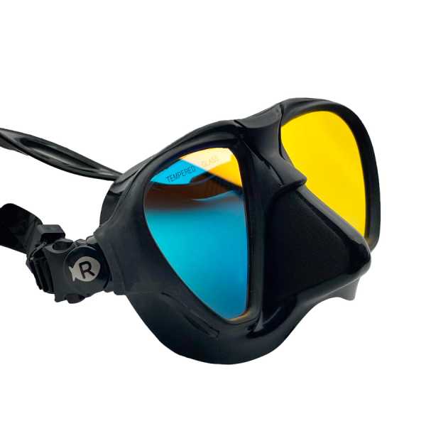  Scorpena R ., .   ,     .