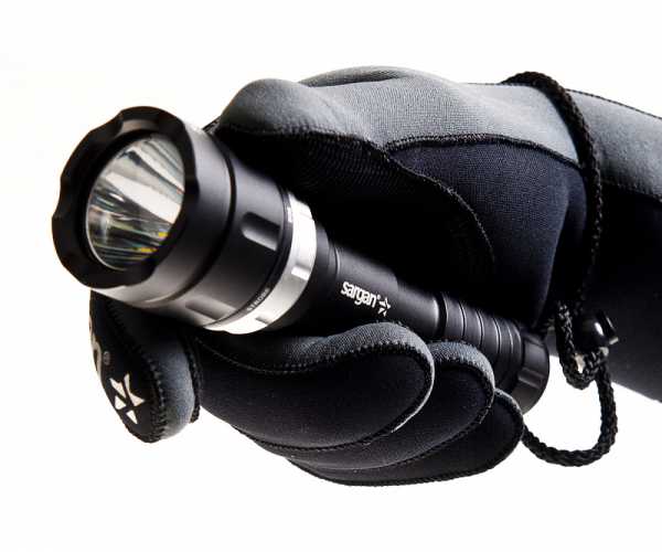  Sargan  700 ,     ,     .